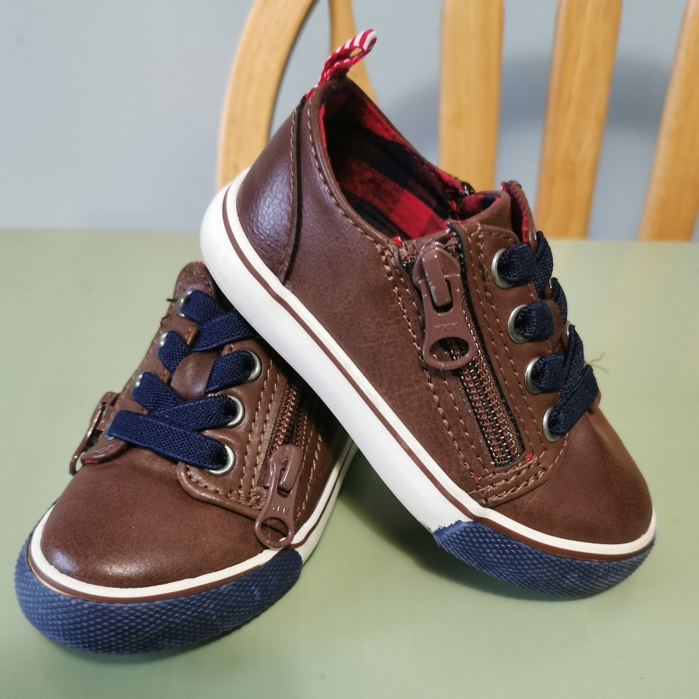 Toddler Cat and Jack Sneaker